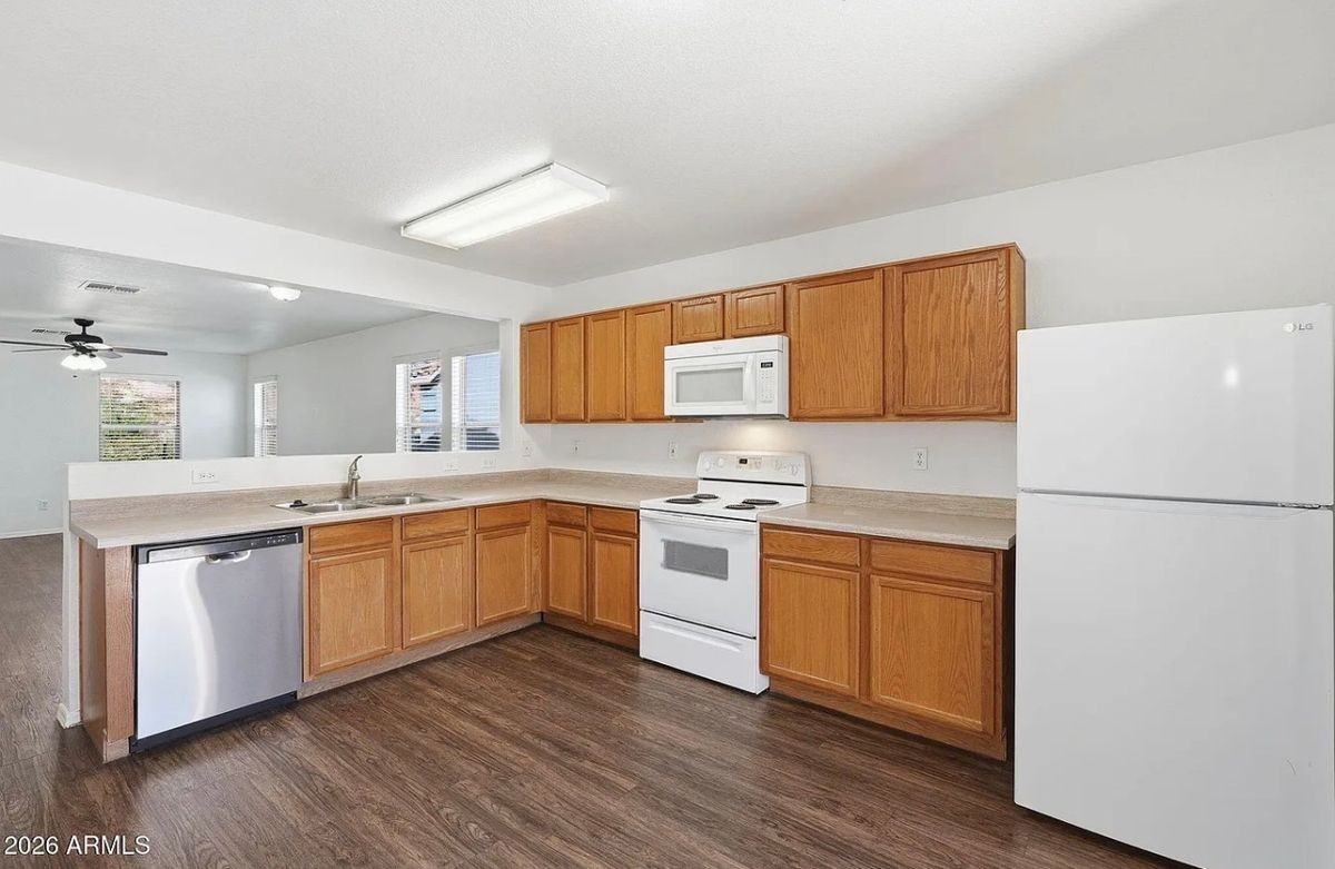 211 E Valley View Dr - Photo 6 of 21