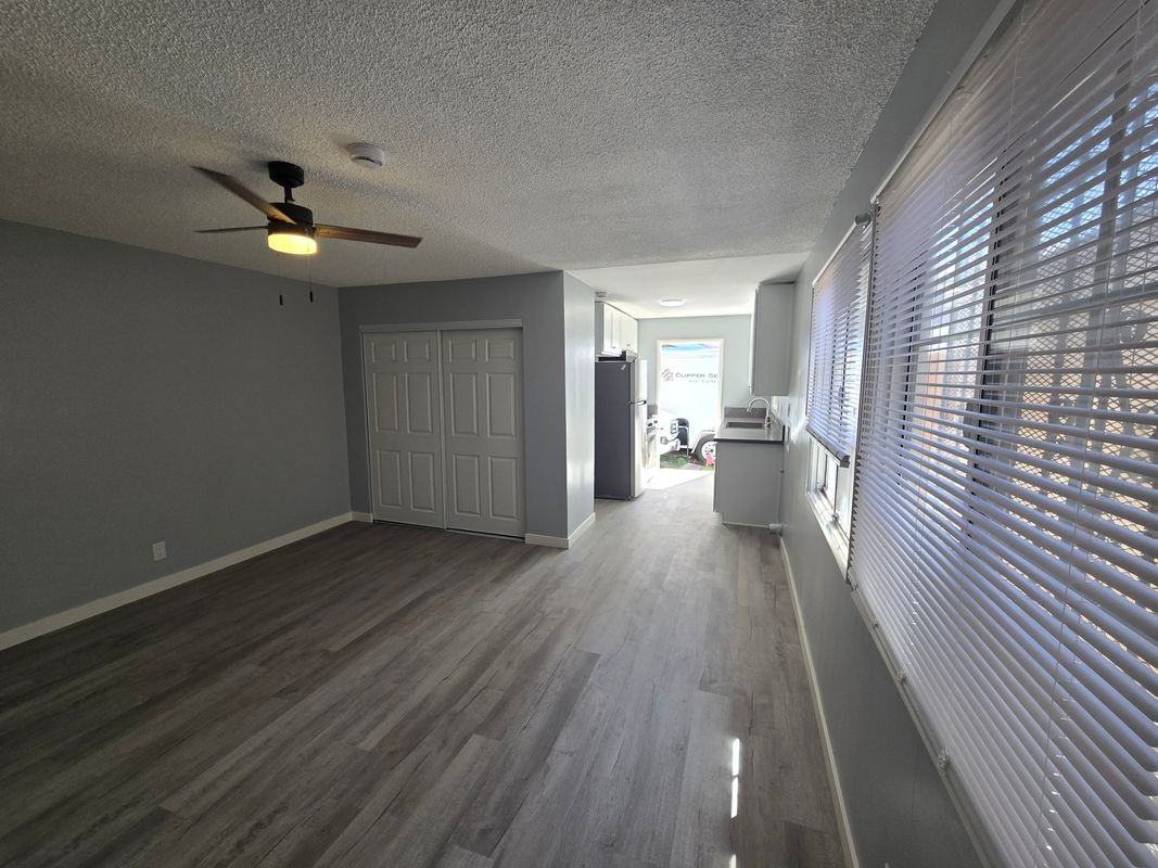 317 Warren Ln ##3/4 - Photo 4 of 17