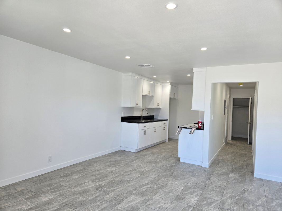 301 N Tustin Ave - Photo 2 of 16