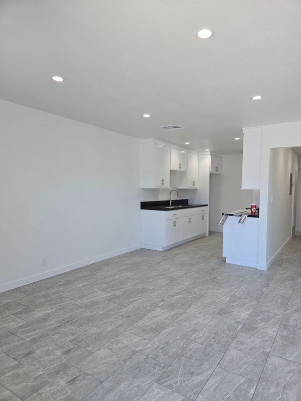 301 N Tustin Ave - Photo 3 of 16