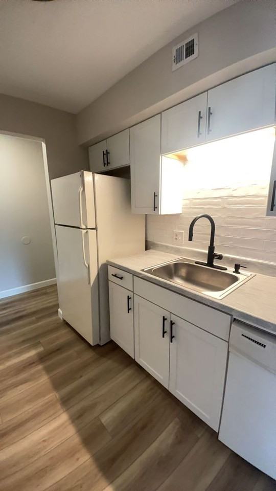 1034 Blue Ridge Dr - Photo 2 of 26