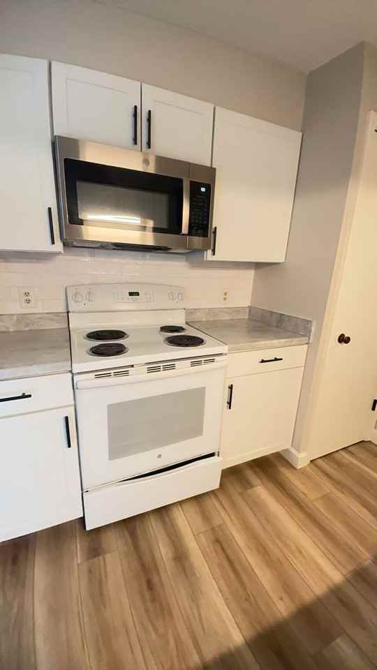 1034 Blue Ridge Dr - Photo 3 of 26