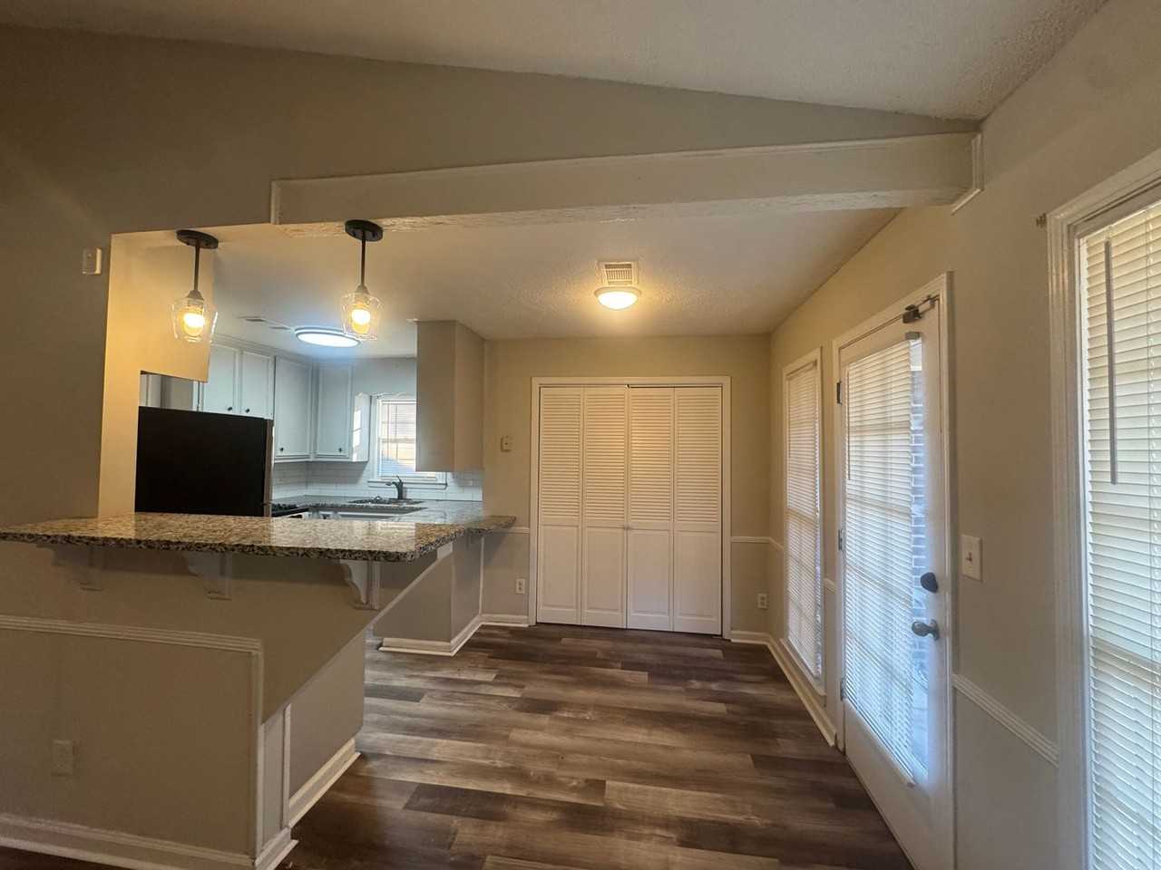 3208 Little John Dr - Photo 6 of 19