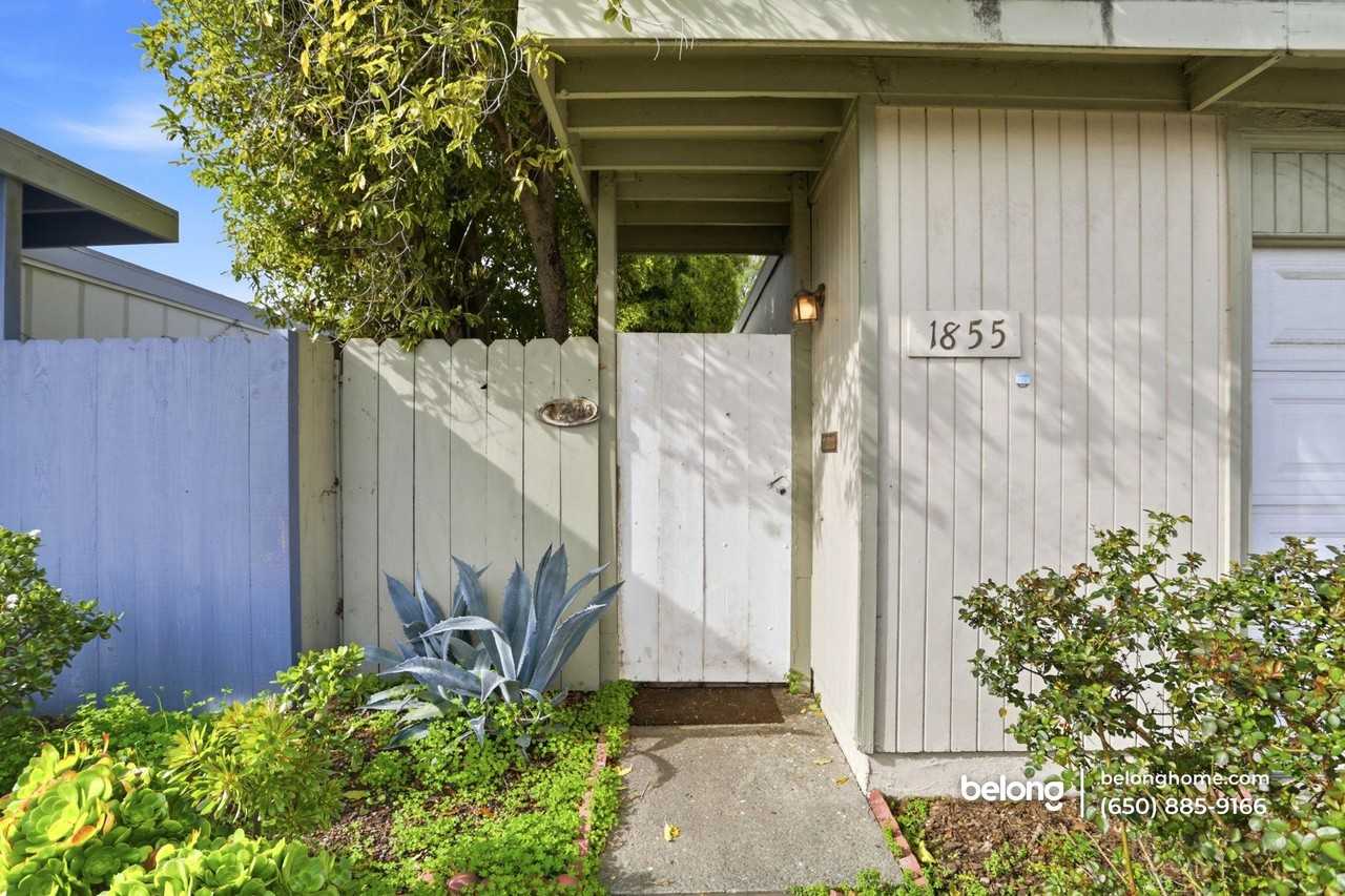 1855 Forest Ct - Photo 4 of 21