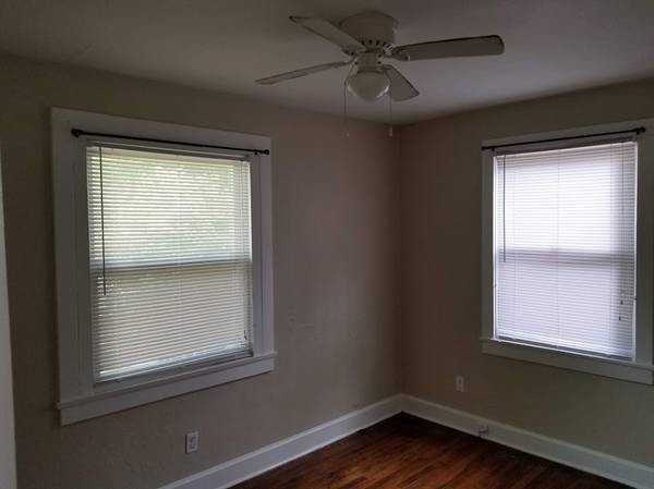 7 Mindoro Cir - Photo 4 of 13