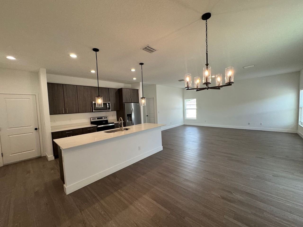 1285 Hastings Rd Sw - Photo 7 of 25