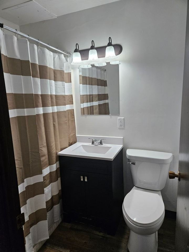 Kal's Place Apartments - Photo 3 of 7