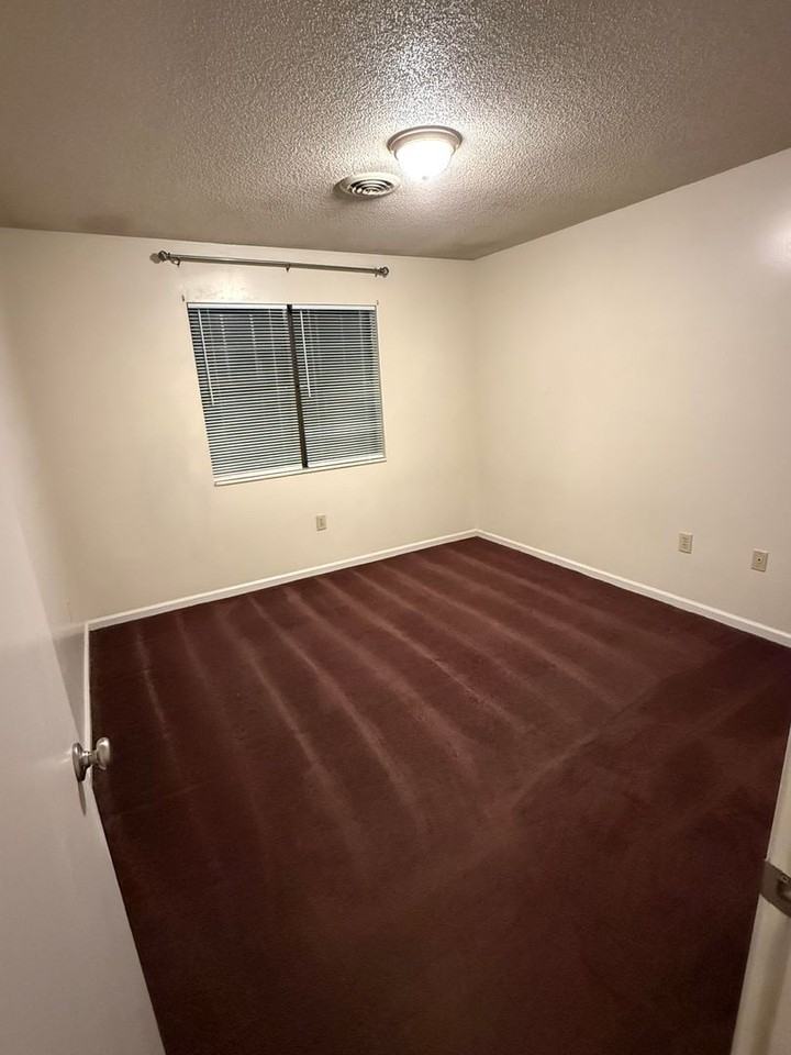 Impeckabel Properties - Photo 7 of 8