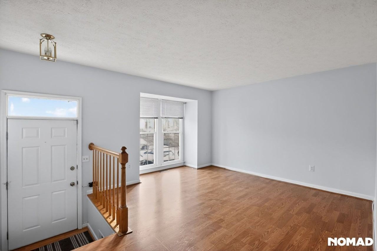 32 Rocky Brook Ct - Photo 5 of 31