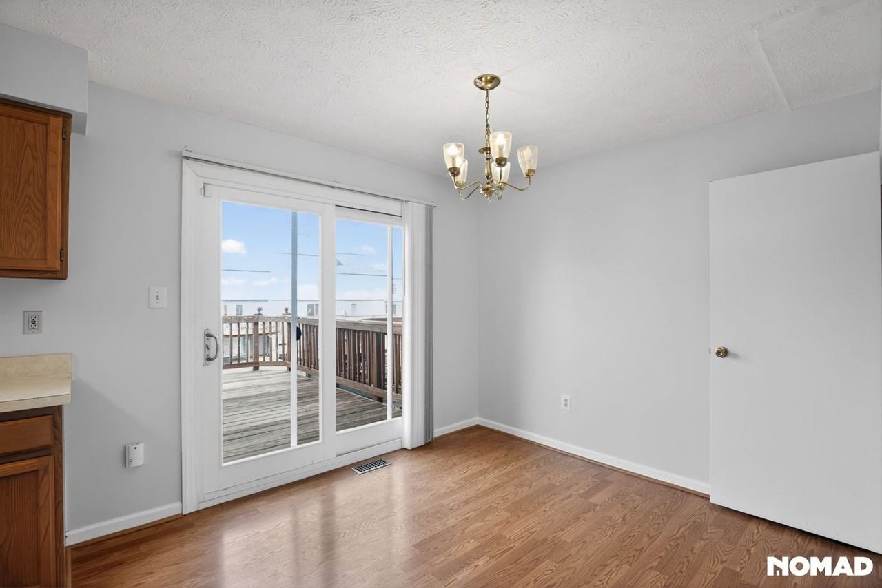 32 Rocky Brook Ct - Photo 6 of 31