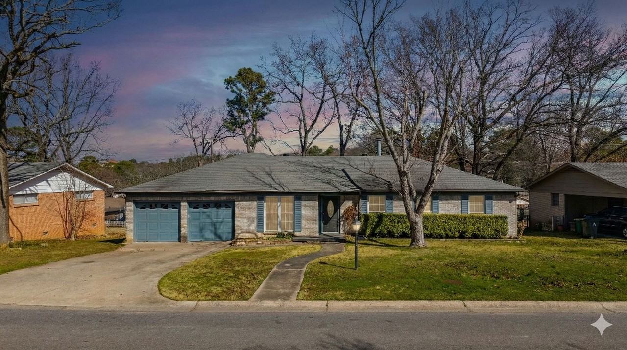 8210 Leatrice Dr - Photo 2 of 50