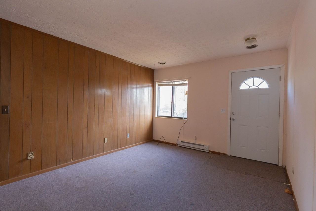 48 Turf Ln - Photo 2 of 21