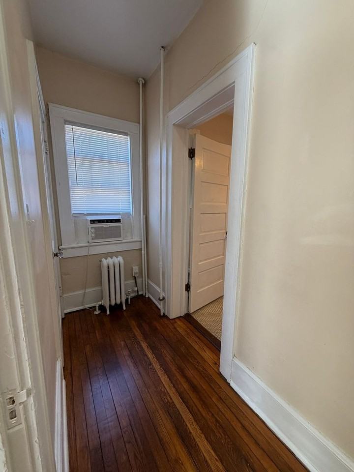 829 Ferdinand Ave Sw - Photo 6 of 27