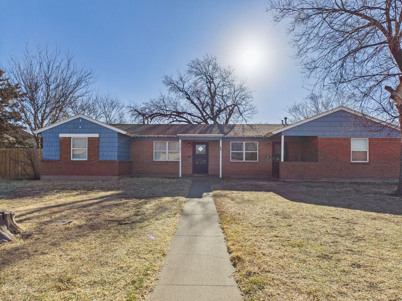 2805 Duncan Dr #A - Photo 3 of 27