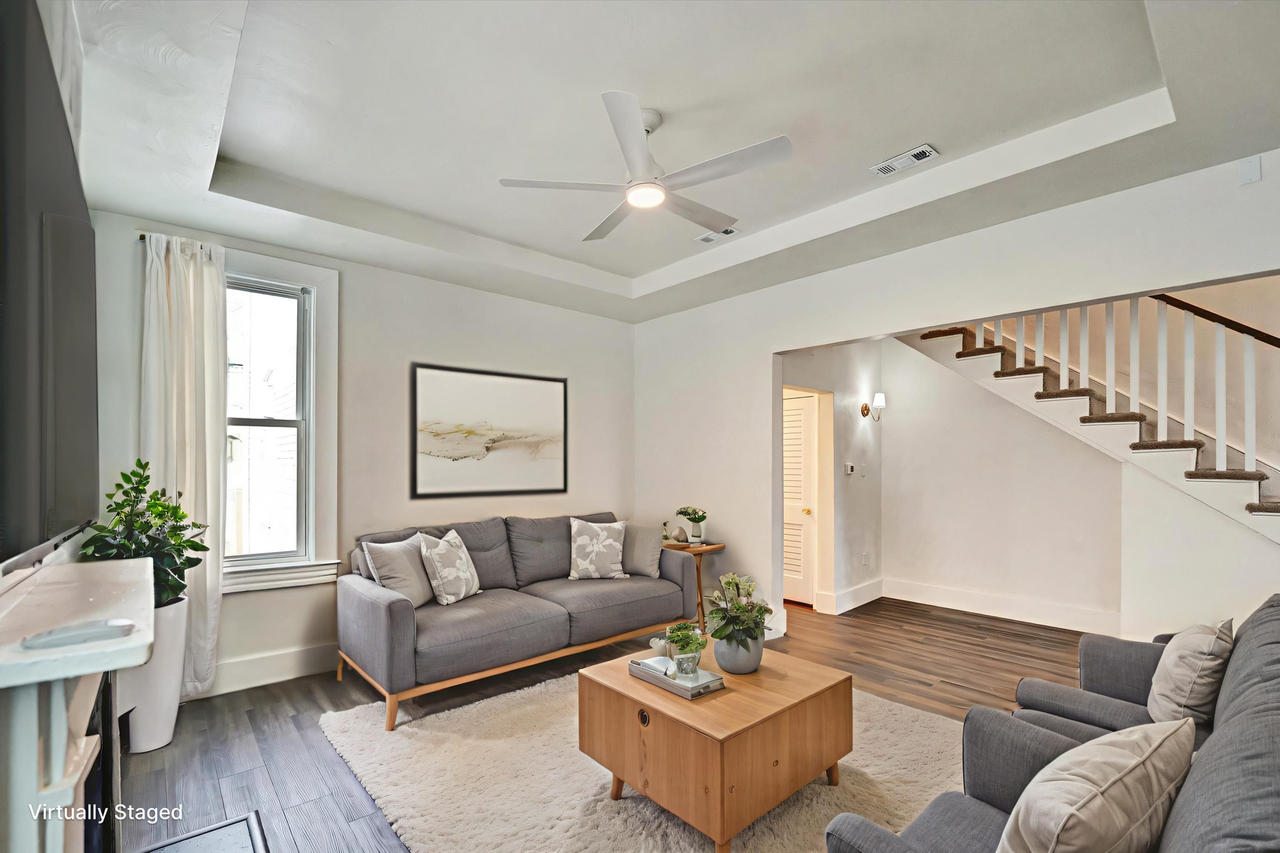 412 W 29th St - Photo 2 of 43