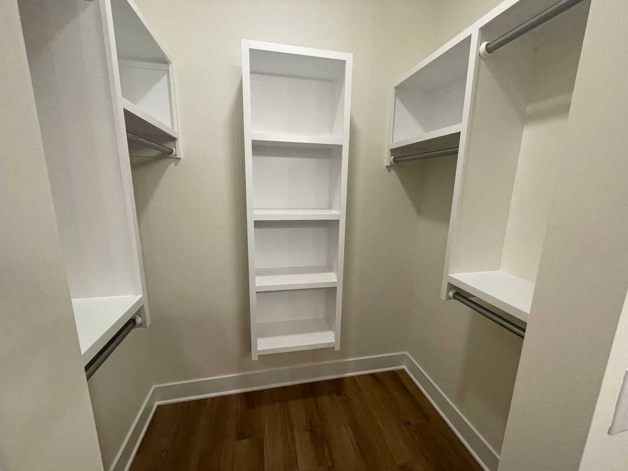 3809/11 S Bluelake Ct - Photo 3 of 19