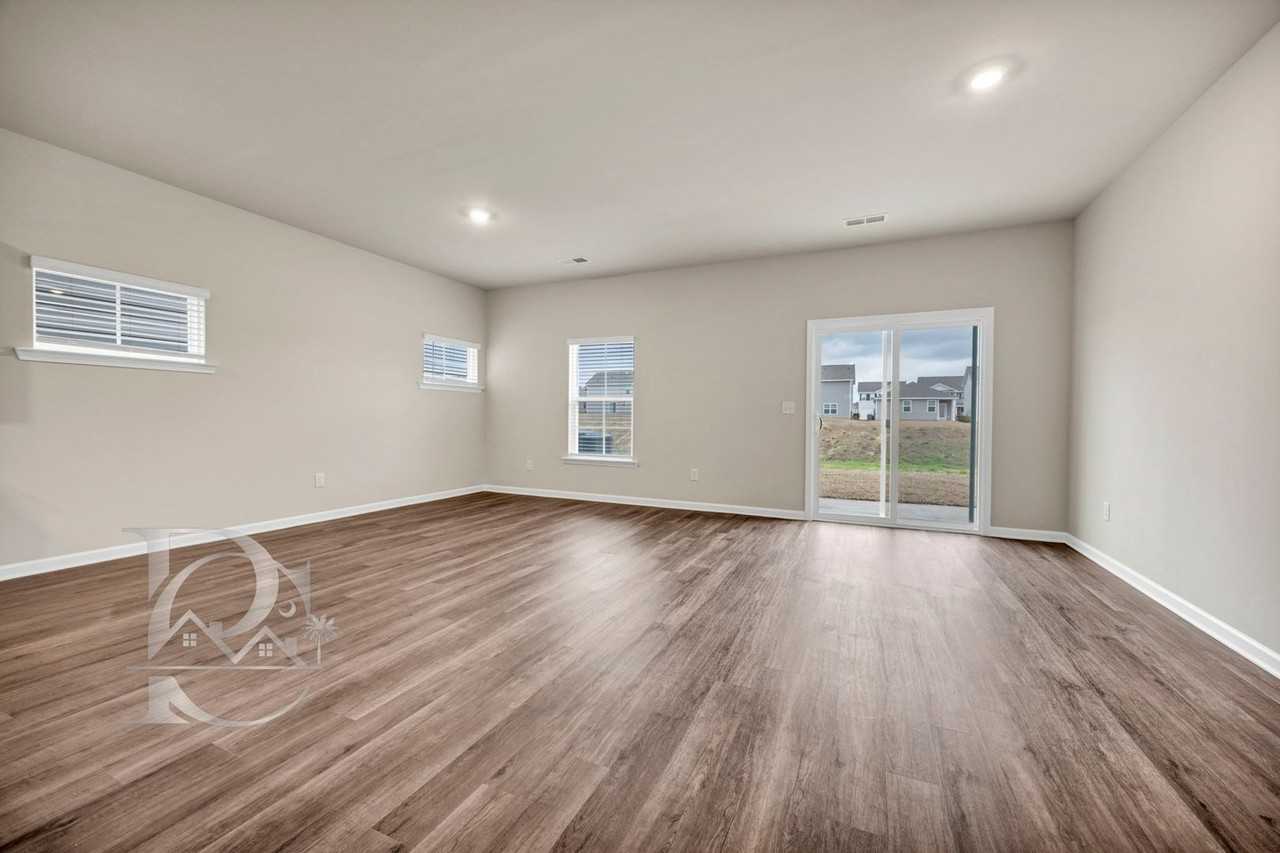 734 Gatestone Ln - Photo 7 of 31