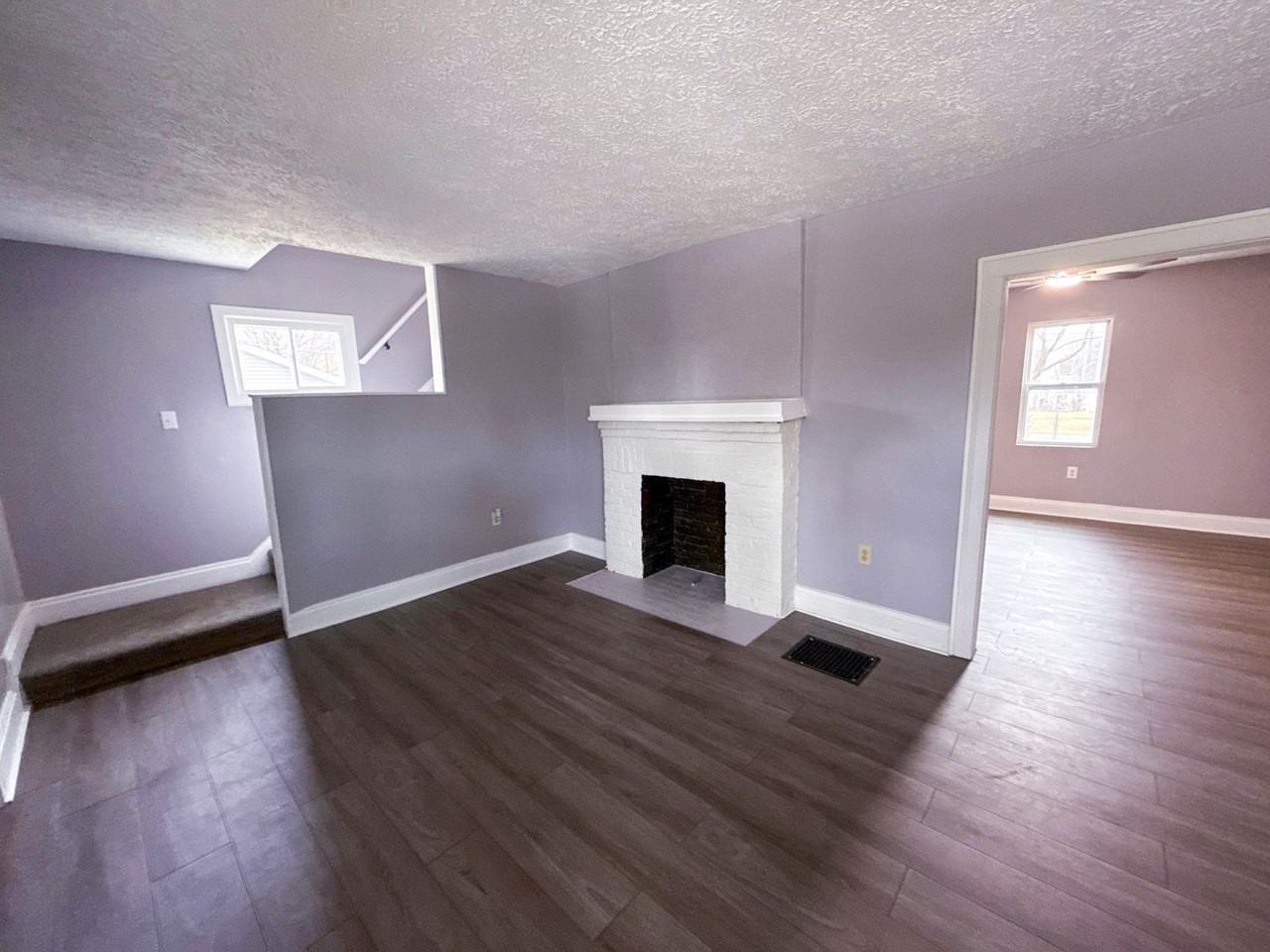 1066 E 12th Ave - Photo 3 of 11