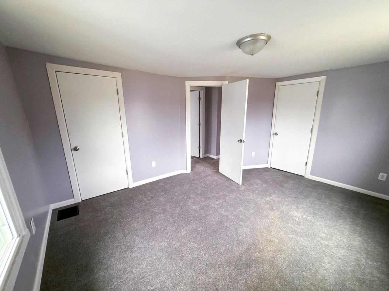 1066 E 12th Ave - Photo 7 of 11