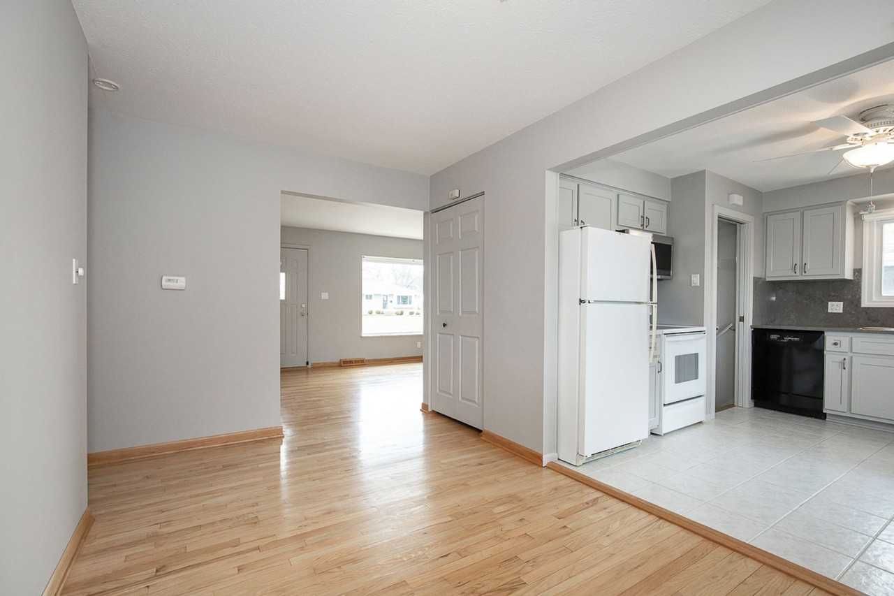 6450 Michael Dr - Photo 7 of 37