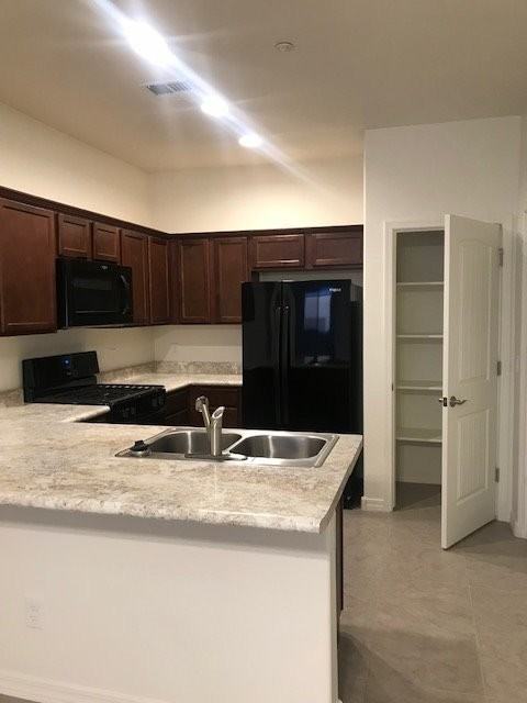 1665 Pinon Dr - Photo 6 of 12