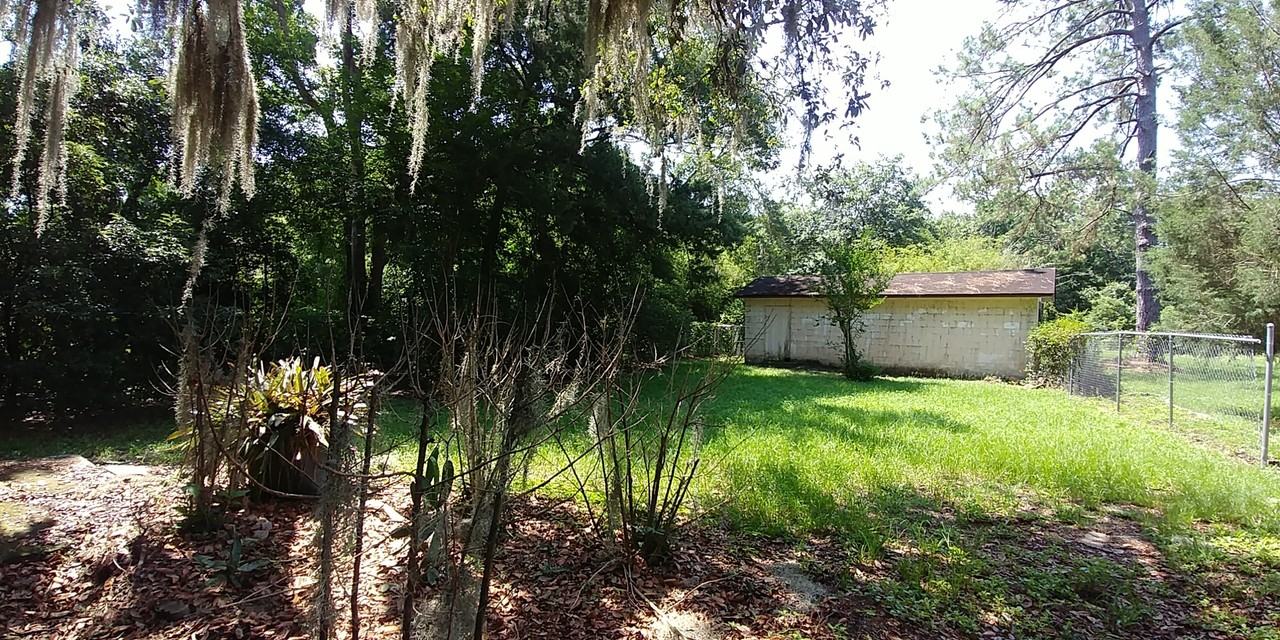 5420 Trout River Blvd - Photo 5 of 20