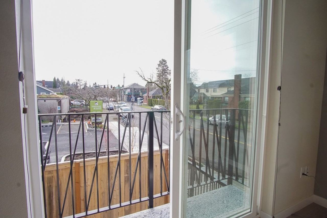 5080 Ne 33rd Ave #9 - Photo 4 of 16