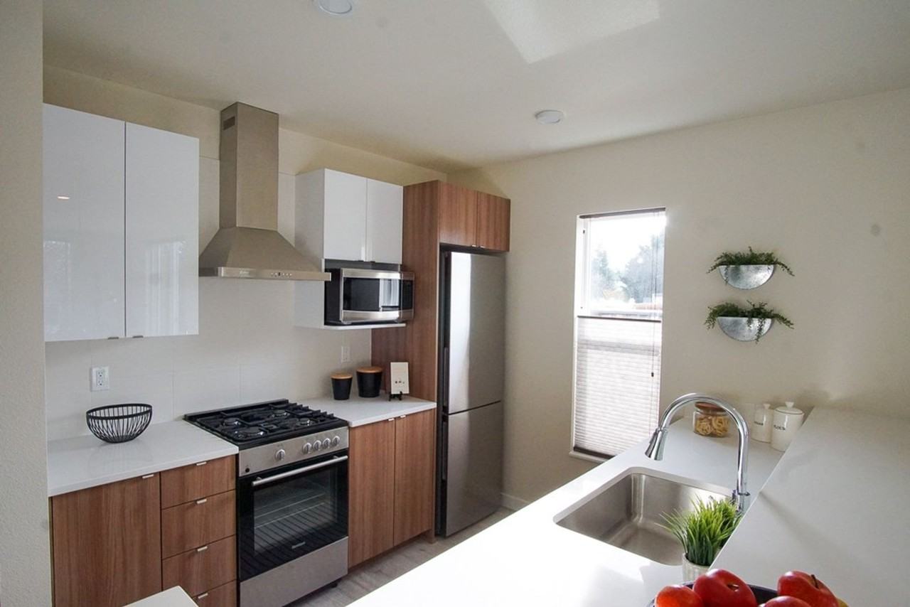 5080 Ne 33rd Ave #9 - Photo 7 of 16