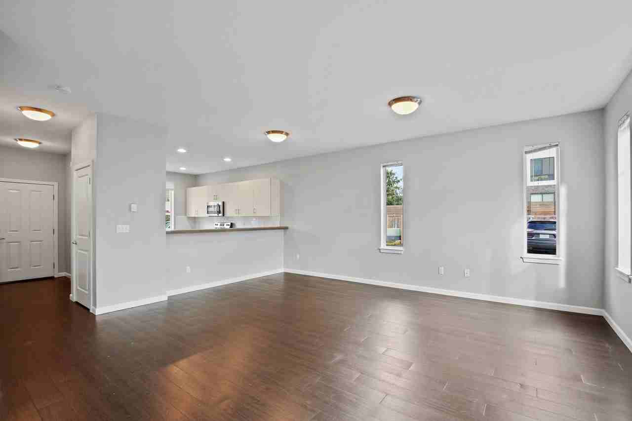 Leaf Apartments - Photo 4 of 37