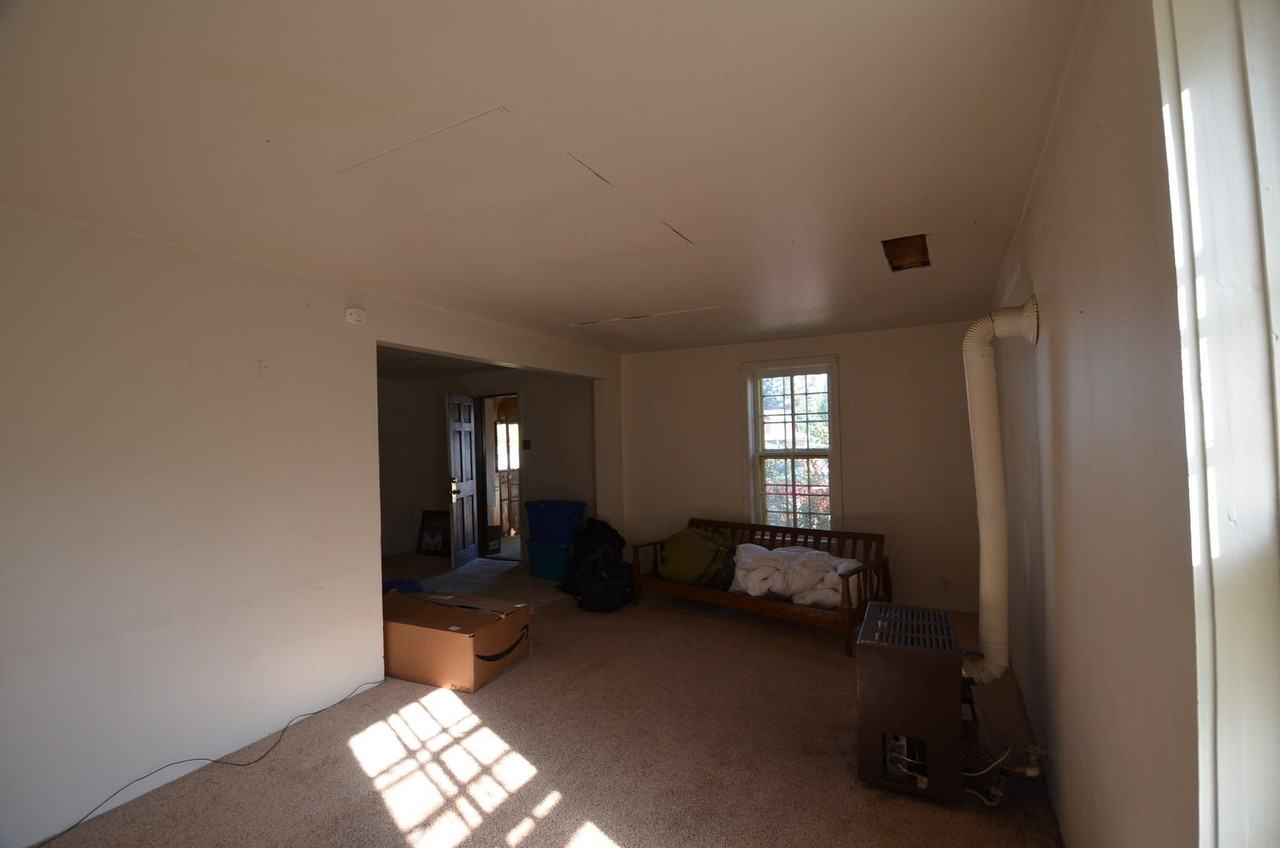 305 Washington Ave - Photo 7 of 13