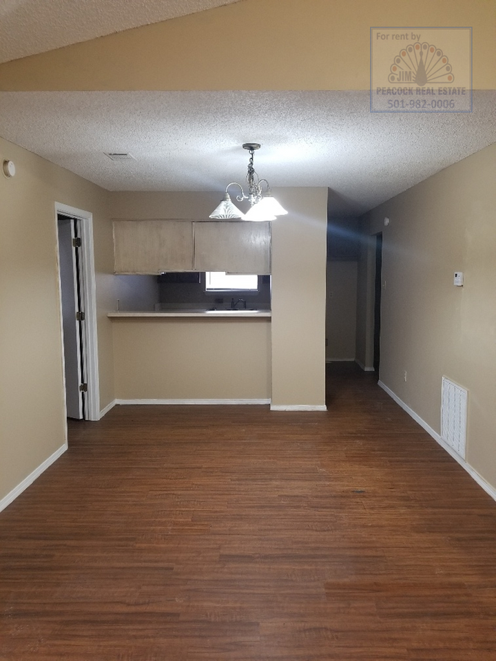 20 Fieldcrest Ln - Photo 3 of 11