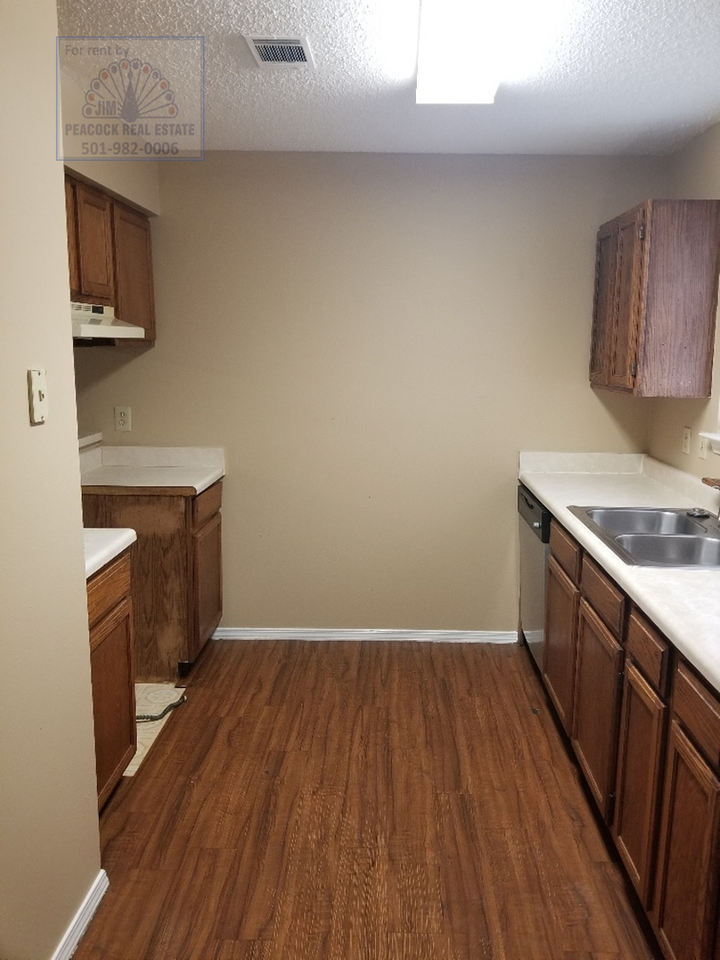 20 Fieldcrest Ln - Photo 4 of 11