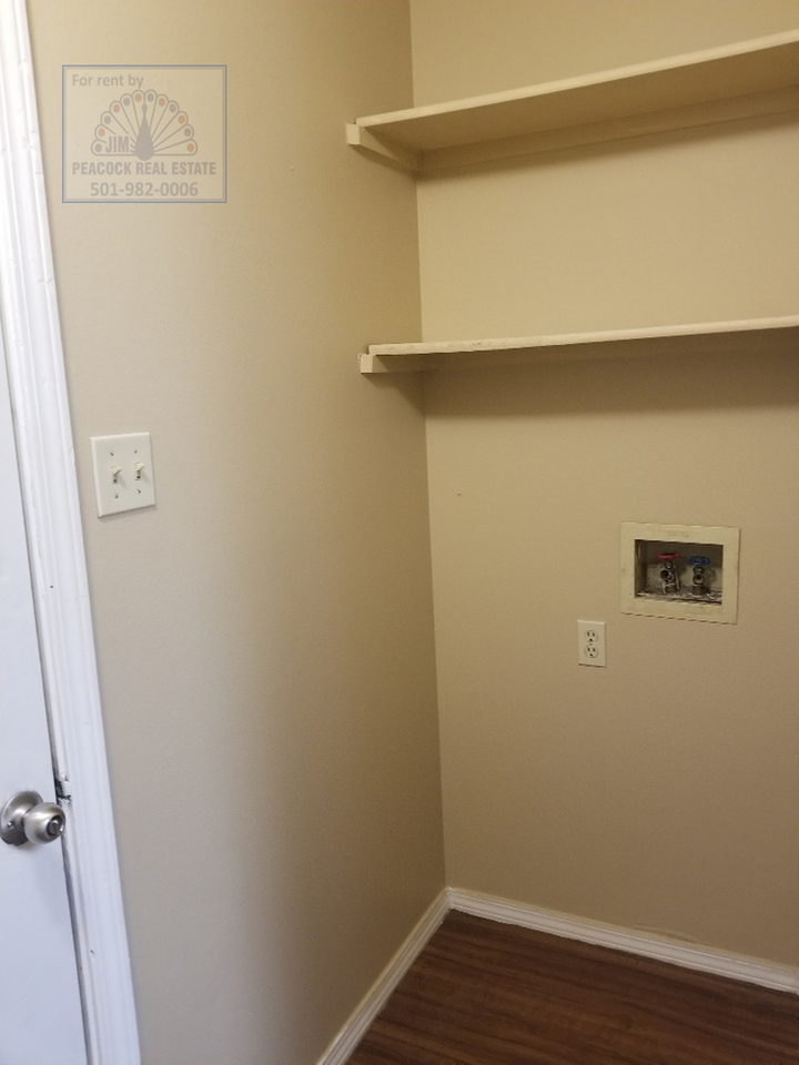 20 Fieldcrest Ln - Photo 5 of 11