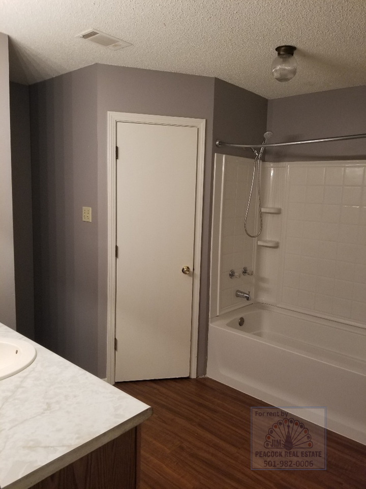 20 Fieldcrest Ln - Photo 7 of 11