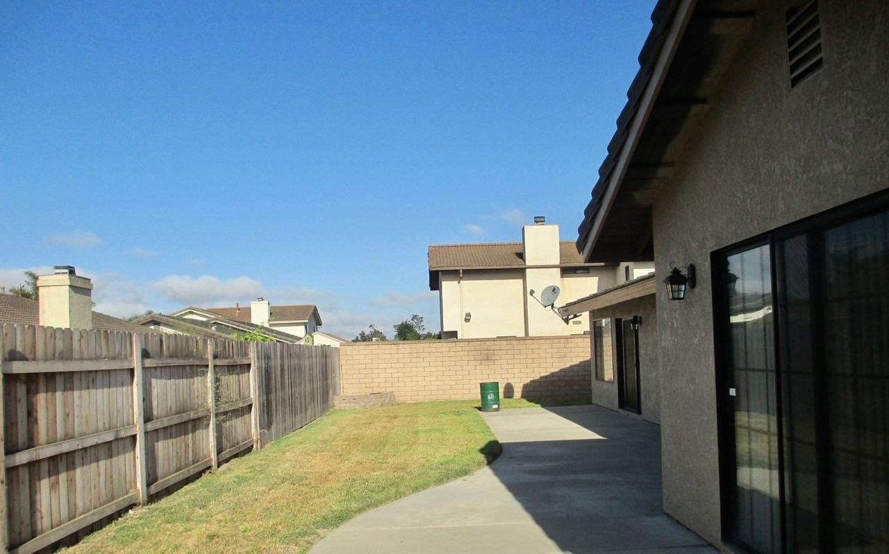 704 Canfield Dr - Photo 7 of 8