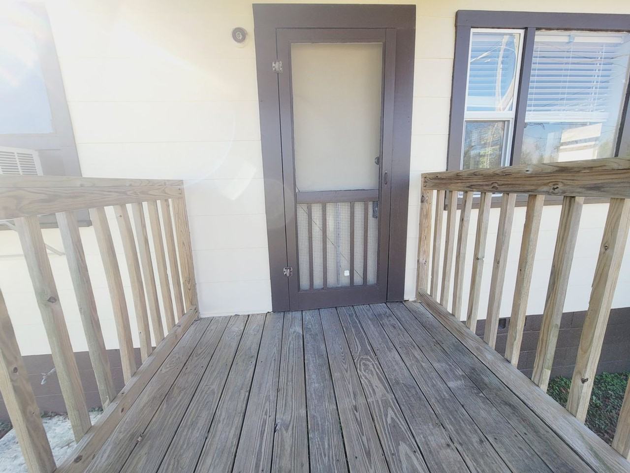 1307 Elberta Dr - Photo 2 of 22