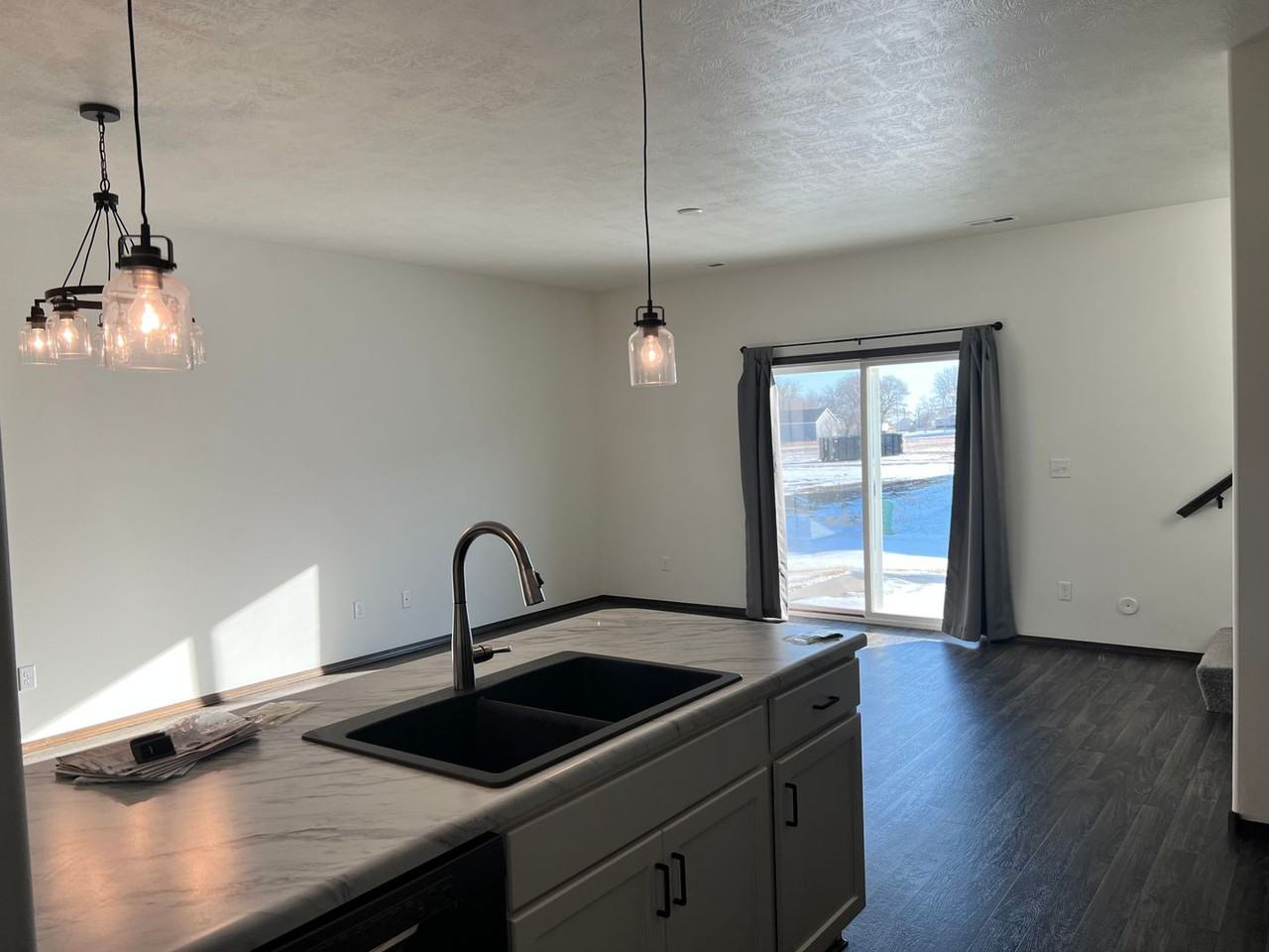 4607 E Leubecher Pl - Photo 3 of 14