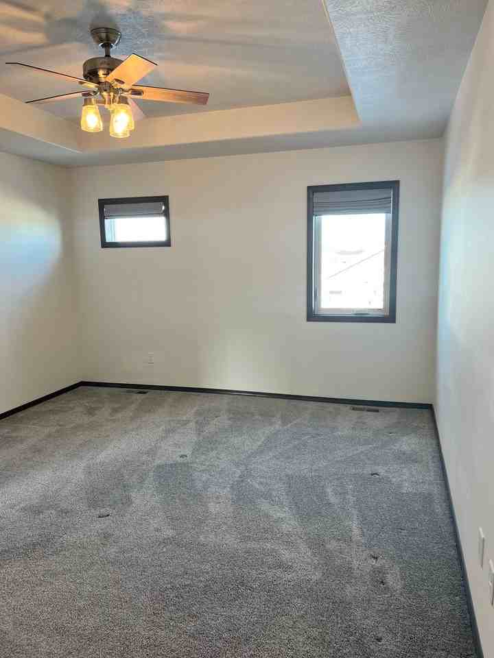 4607 E Leubecher Pl - Photo 7 of 14