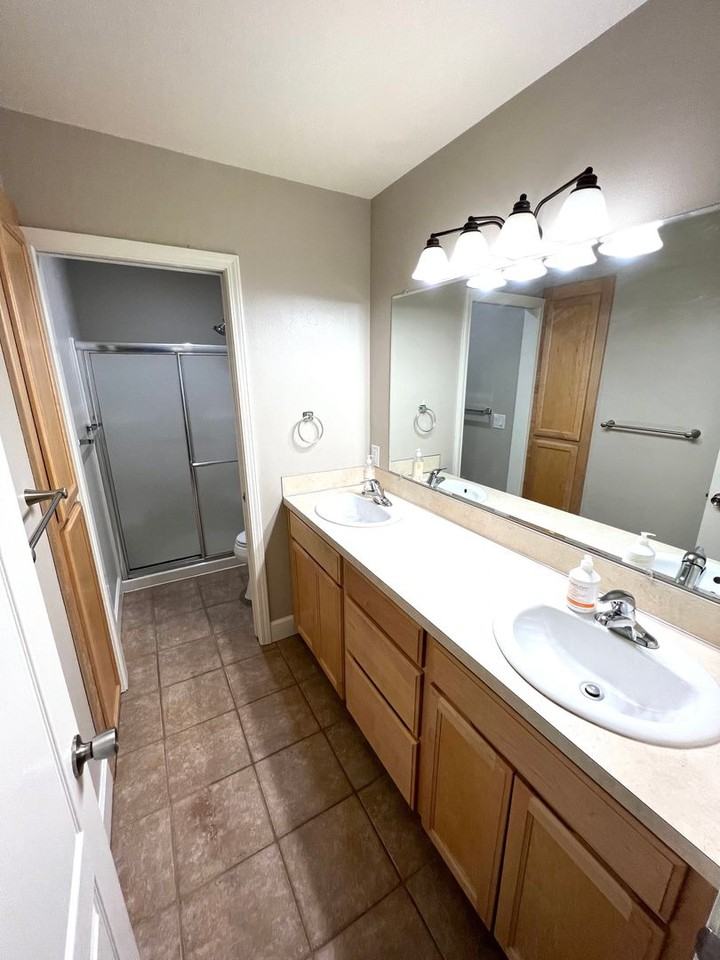 5295 Mac St Se - Photo 7 of 15