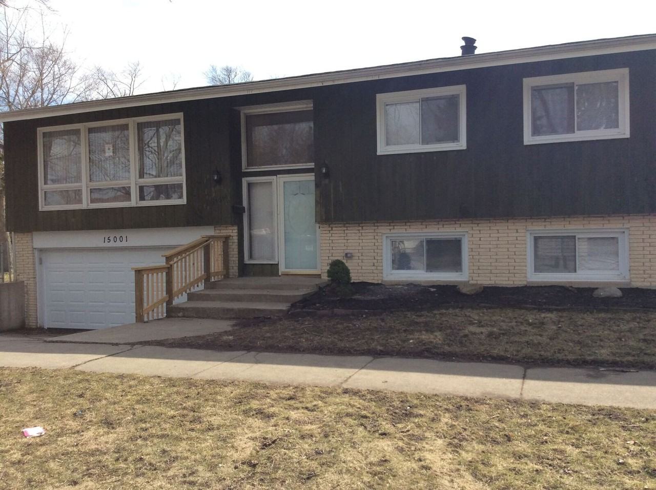 15001 Ridgeway Ave - Photo 2 of 16