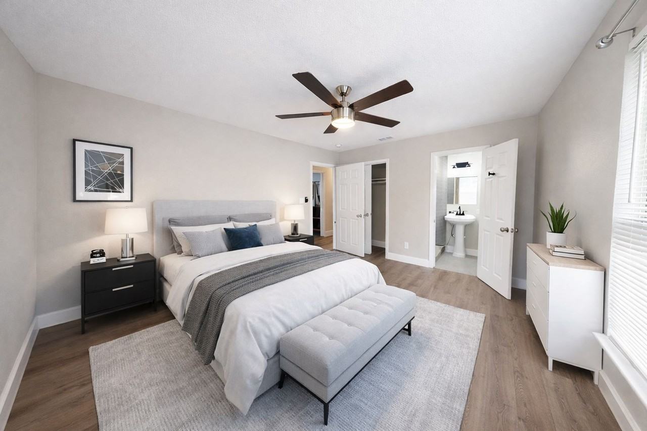 8700 Parkfield Dr - Photo 4 of 23