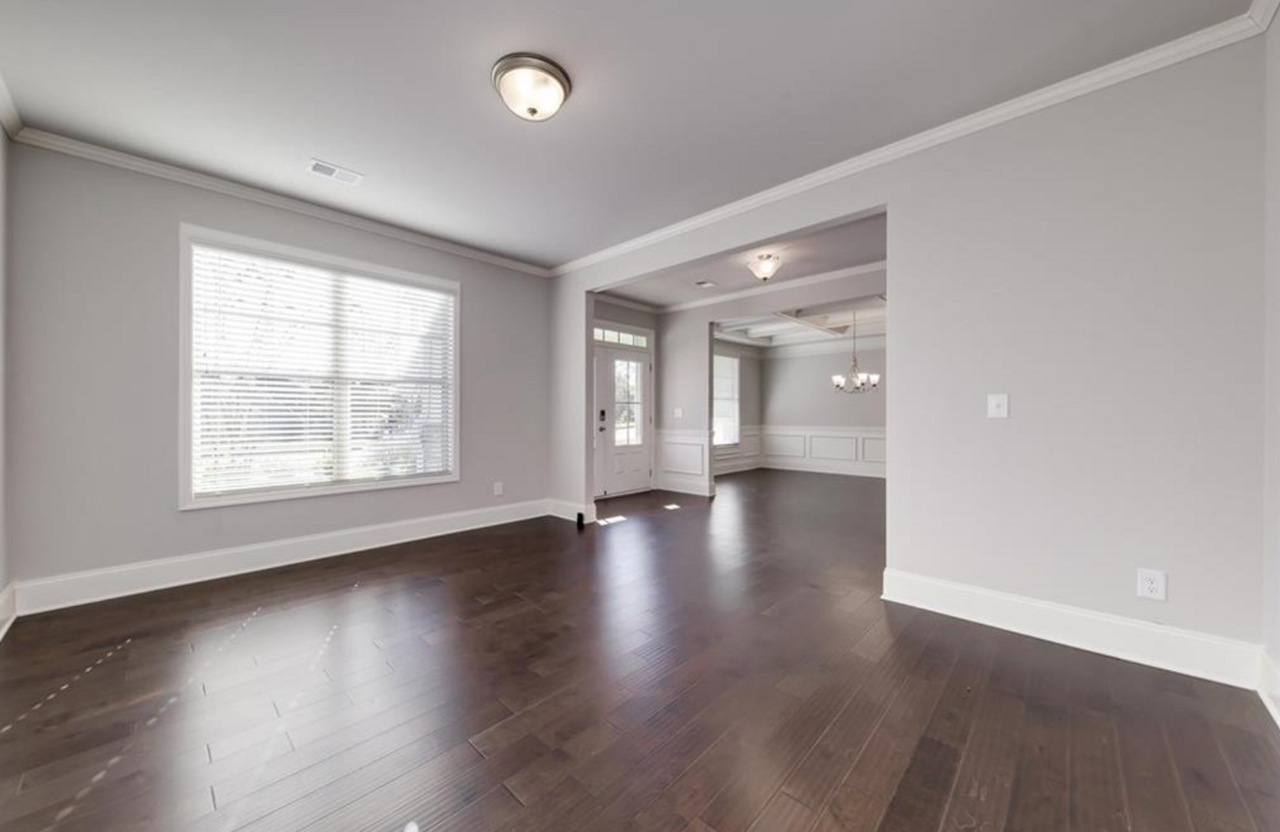 3208 Garden Hill Ln - Photo 6 of 38