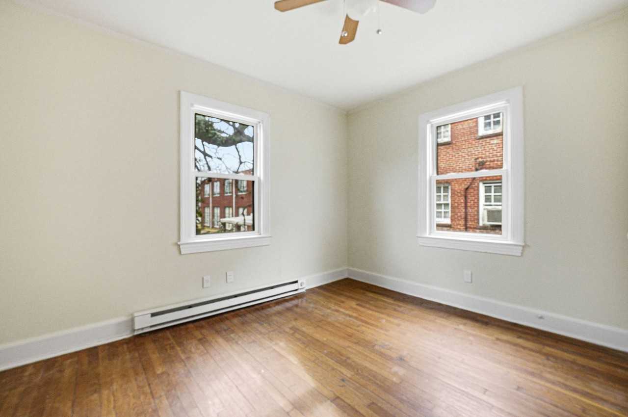 212 1/2 S Armistead Ave - Photo 5 of 8