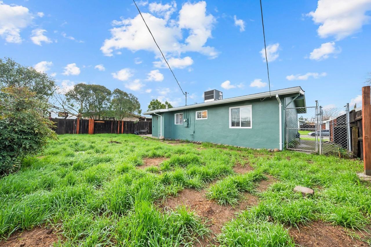 6412 Stoneman Dr - Photo 7 of 7