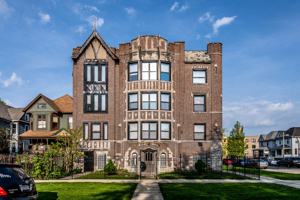 featured image of 654 N Pine Ave
