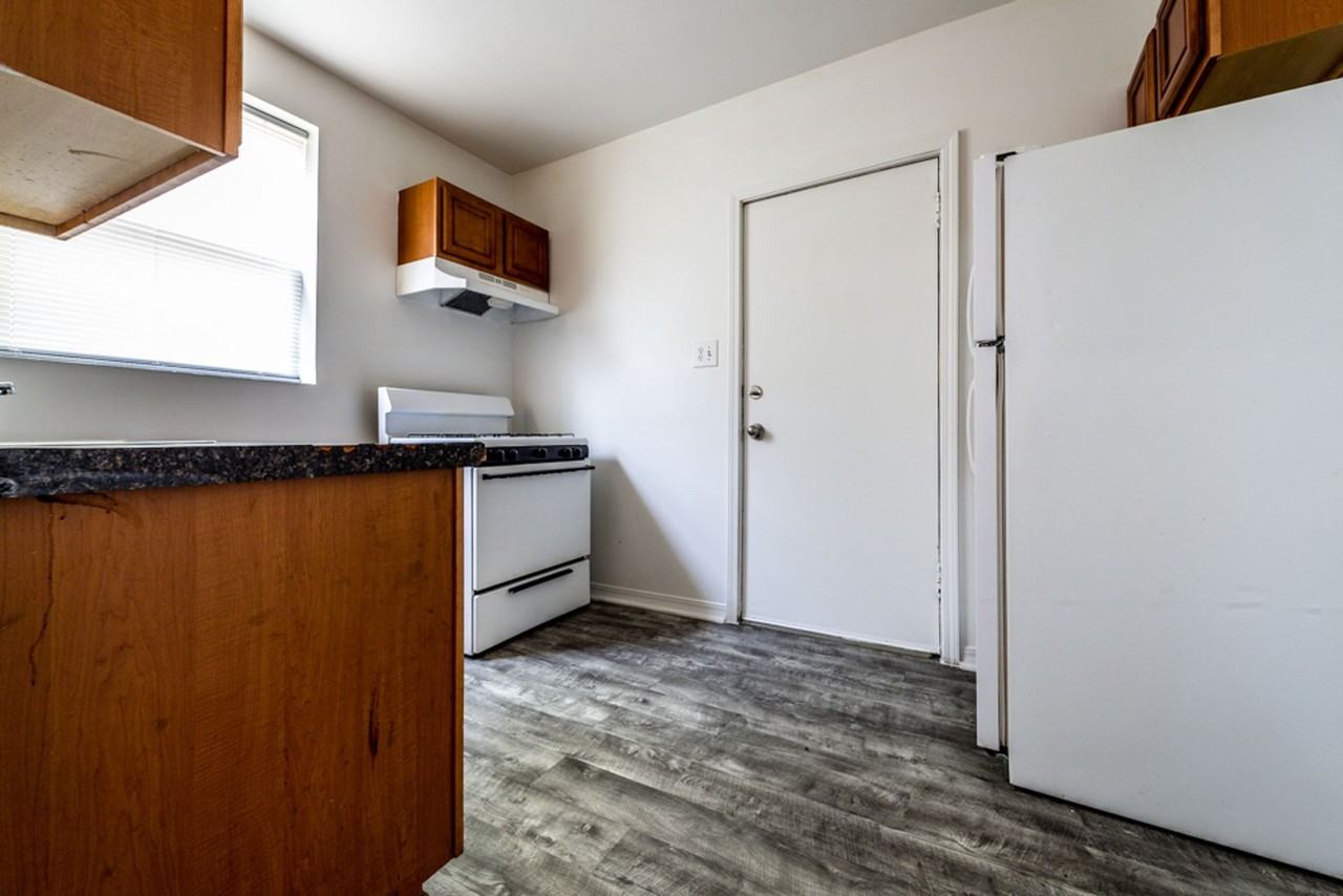 654 N Pine - Photo 5 of 24
