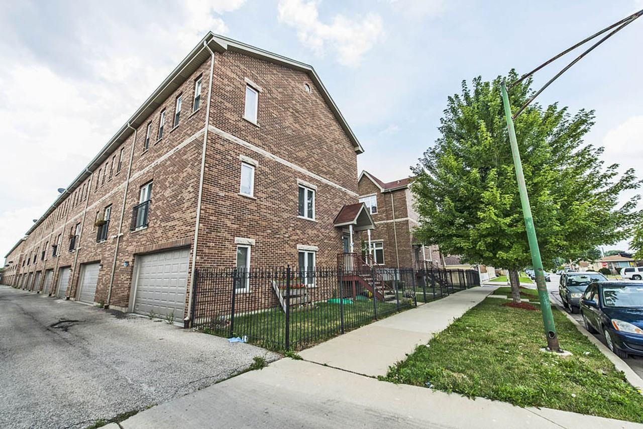 3601 w 53rd - Photo 2 of 43