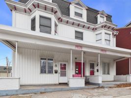 featured image of 1924 State St