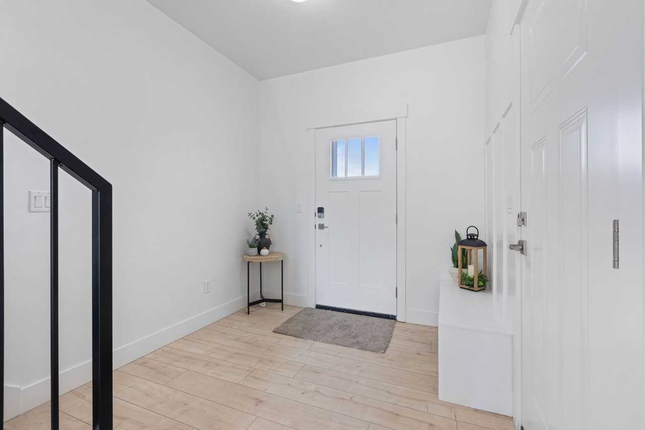 908 Home Run Ave - Photo 2 of 31