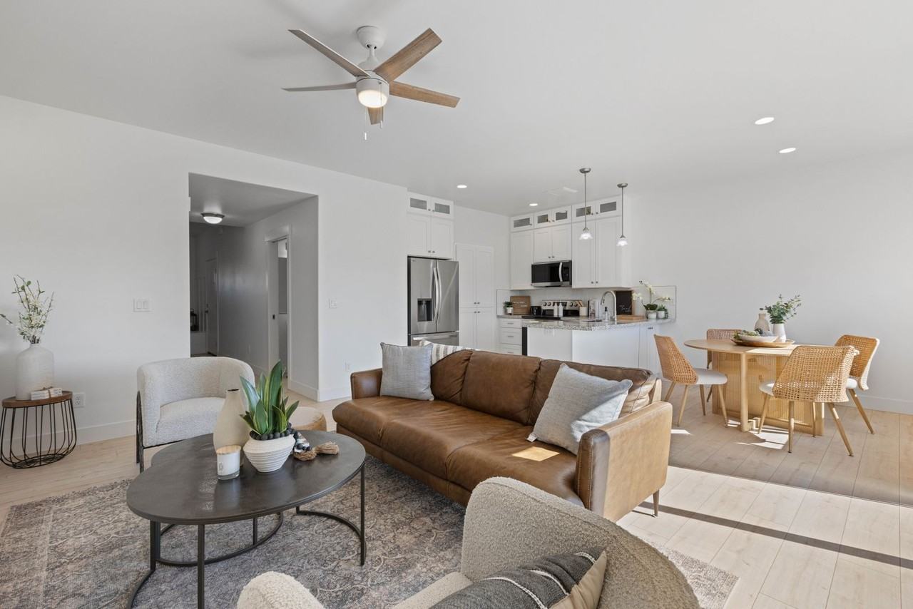 908 Home Run Ave - Photo 5 of 31